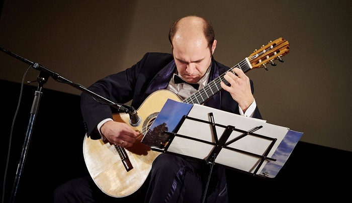 Dünyanı heyran qoyan Azərbaycanlı gitaraçı – MÜSAHİBƏ (VİDEO)